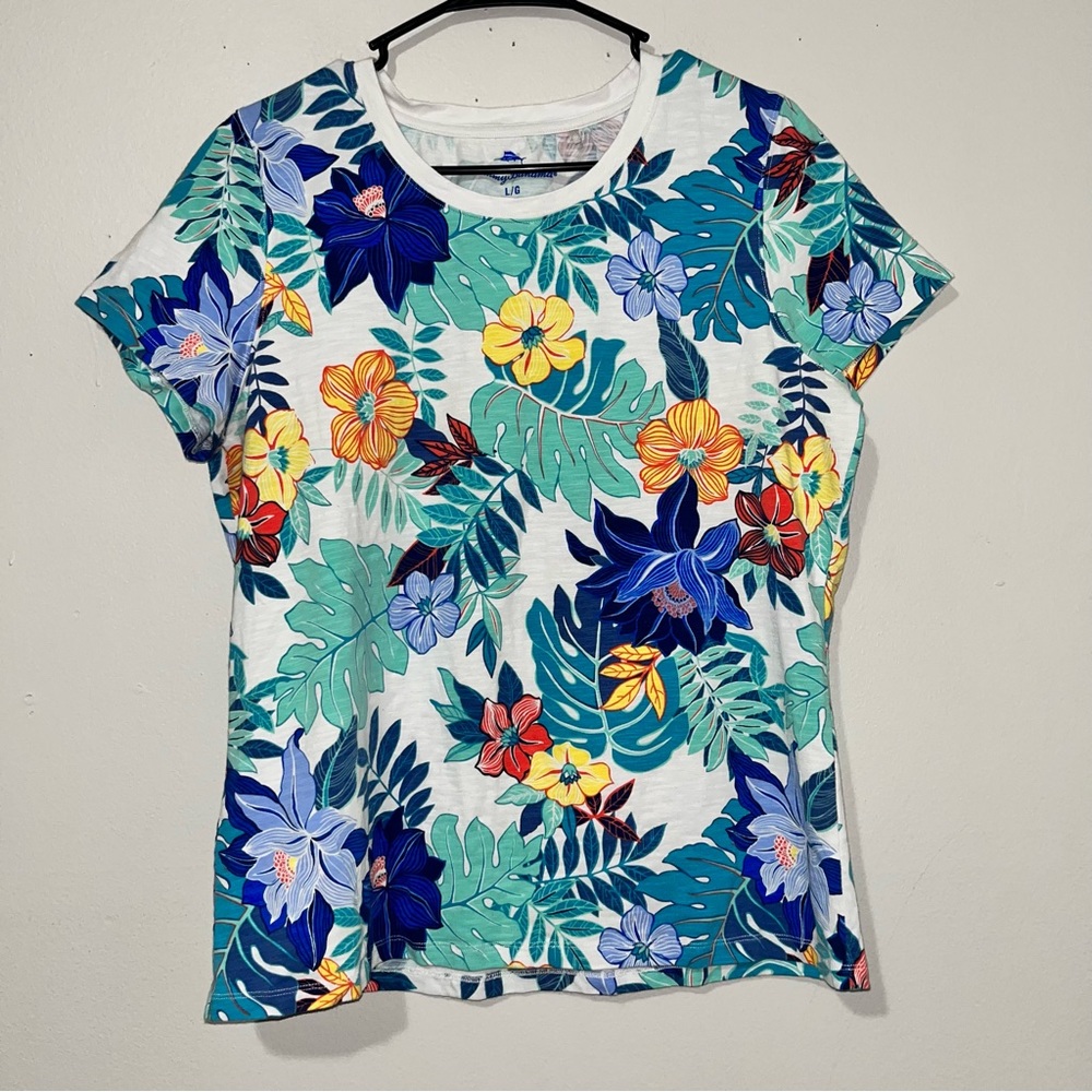 Womens Tommy Bahama size large floral T-shirt